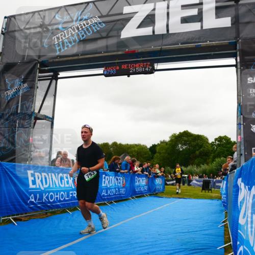 30.08.2026 - Elbe Triathlon Hamburg LAZAROV Photography http://msf.ph/oto/10085260 30.08.2026 11:48:46 Ziel 793, 1087 meine-sportfotos.de