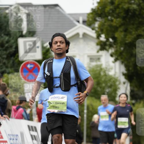 30.08.2026 - Blankeneser Heldenlauf Patografie http://msf.ph/oto/10085272 30.08.2026 10:33:57 Ziel 5211, 5256, 5294, 5337, 5369, 5700 meine-sportfotos.de