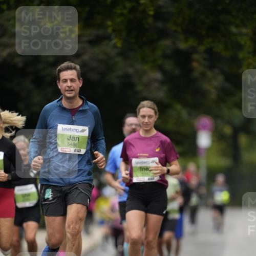 30.08.2026 - Blankeneser Heldenlauf Patografie http://msf.ph/oto/10085283 30.08.2026 10:34:02 Ziel 5211, 5256, 5294, 5337, 5369, 5700 meine-sportfotos.de