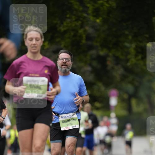 30.08.2026 - Blankeneser Heldenlauf Patografie http://msf.ph/oto/10085305 30.08.2026 10:34:09 Ziel 5370, 5403, 5454, 5486, 5488 meine-sportfotos.de