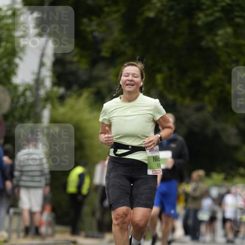 30.08.2026 - Blankeneser Heldenlauf Patografie http://msf.ph/oto/10085315 30.08.2026 10:34:21 Ziel 5161, 5302, 5373, 5488, 5788 meine-sportfotos.de