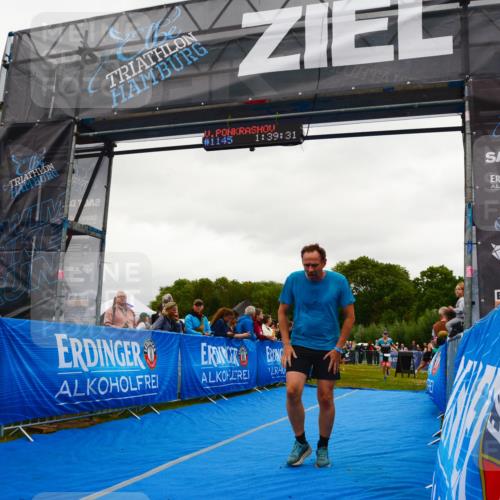 30.08.2026 - Elbe Triathlon Hamburg LAZAROV Photography http://msf.ph/oto/10085354 30.08.2026 11:49:32 Ziel 1145, 1252, 1363 meine-sportfotos.de