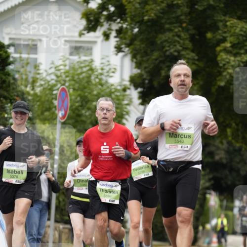 30.08.2026 - Blankeneser Heldenlauf Patografie http://msf.ph/oto/10085355 30.08.2026 10:34:53 Ziel 5052, 5096, 5298, 5376, 5380, 5540, 5694, 5732, 5736, 5737 meine-sportfotos.de