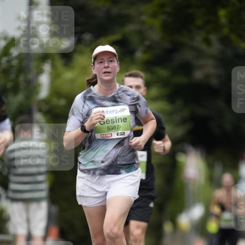 30.08.2026 - Blankeneser Heldenlauf Patografie http://msf.ph/oto/10085376 30.08.2026 10:35:04 Ziel 5017, 5387 meine-sportfotos.de