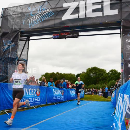 30.08.2026 - Elbe Triathlon Hamburg LAZAROV Photography http://msf.ph/oto/10085426 30.08.2026 11:50:28 Ziel 855, 912, 958, 1282 meine-sportfotos.de
