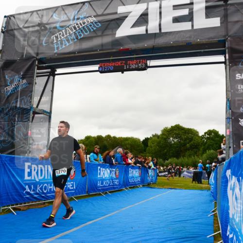 30.08.2026 - Elbe Triathlon Hamburg LAZAROV Photography http://msf.ph/oto/10085481 30.08.2026 11:50:53 Ziel 1270 meine-sportfotos.de