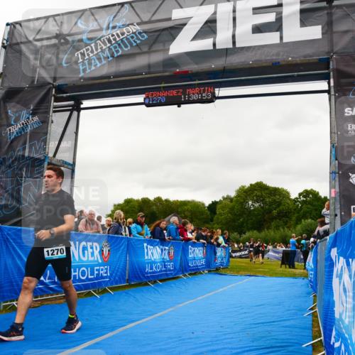 30.08.2026 - Elbe Triathlon Hamburg LAZAROV Photography http://msf.ph/oto/10085487 30.08.2026 11:50:53 Ziel 1270 meine-sportfotos.de