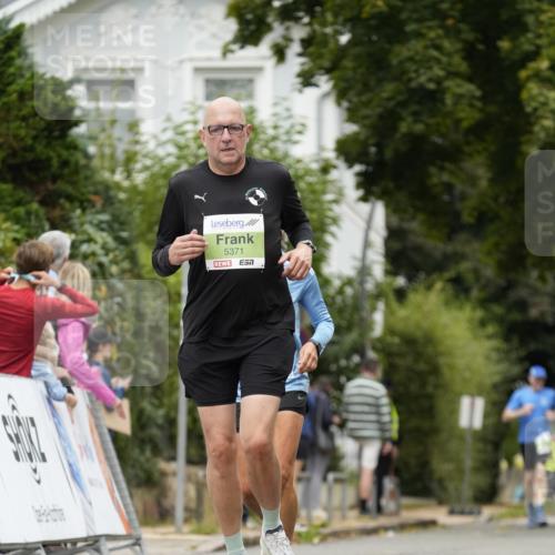 30.08.2026 - Blankeneser Heldenlauf Patografie http://msf.ph/oto/10085511 30.08.2026 10:36:33 Ziel 5077, 5084, 5264, 5371 meine-sportfotos.de