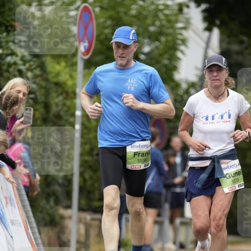 30.08.2026 - Blankeneser Heldenlauf Patografie http://msf.ph/oto/10085522 30.08.2026 10:36:45 Ziel 5359, 5538, 5539 meine-sportfotos.de