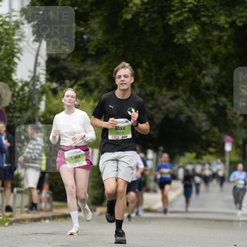 30.08.2026 - Blankeneser Heldenlauf Patografie http://msf.ph/oto/10085531 30.08.2026 10:36:50 Ziel 5013, 5306, 5359, 5538, 5539 meine-sportfotos.de