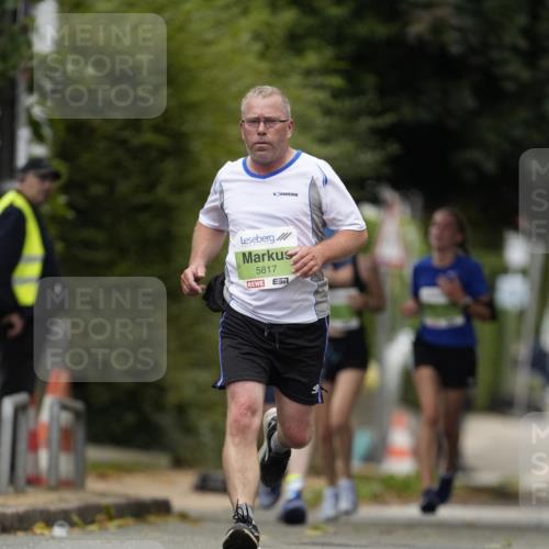 30.08.2026 - Blankeneser Heldenlauf Patografie http://msf.ph/oto/10085536 30.08.2026 10:36:54 Ziel 5013, 5306, 5538, 5539 meine-sportfotos.de
