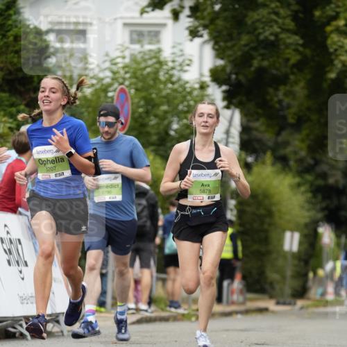 30.08.2026 - Blankeneser Heldenlauf Patografie http://msf.ph/oto/10085557 30.08.2026 10:37:06 Ziel 5207, 5790, 5817, 5878 meine-sportfotos.de
