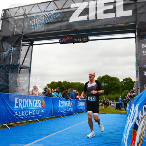 30.08.2026 - Elbe Triathlon Hamburg LAZAROV Photography http://msf.ph/oto/10085612 30.08.2026 11:51:52 Ziel 822, 932, 980, 1262, 1332 meine-sportfotos.de