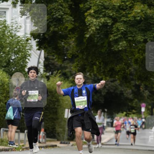 30.08.2026 - Blankeneser Heldenlauf Patografie http://msf.ph/oto/10085623 30.08.2026 10:37:50 Ziel 5177, 5433, 5639 meine-sportfotos.de