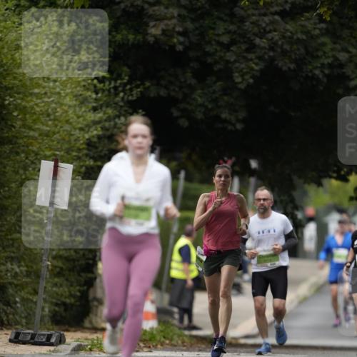 30.08.2026 - Blankeneser Heldenlauf Patografie http://msf.ph/oto/10085630 30.08.2026 10:37:55 Ziel 5177, 5433, 5639 meine-sportfotos.de