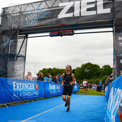 30.08.2026 - Elbe Triathlon Hamburg LAZAROV Photography http://msf.ph/oto/10085649 30.08.2026 11:52:00 Ziel 822, 980, 1262, 1281, 1331, 1455 meine-sportfotos.de