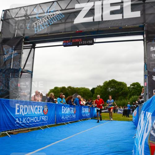 30.08.2026 - Elbe Triathlon Hamburg LAZAROV Photography http://msf.ph/oto/10085663 30.08.2026 11:52:05 Ziel 1281, 1331, 1455 meine-sportfotos.de
