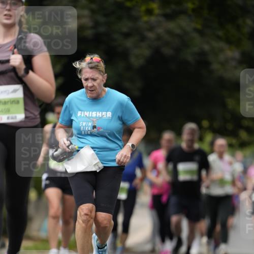 30.08.2026 - Blankeneser Heldenlauf Patografie http://msf.ph/oto/10085681 30.08.2026 10:38:37 Ziel 5459, 5673, 5857 meine-sportfotos.de