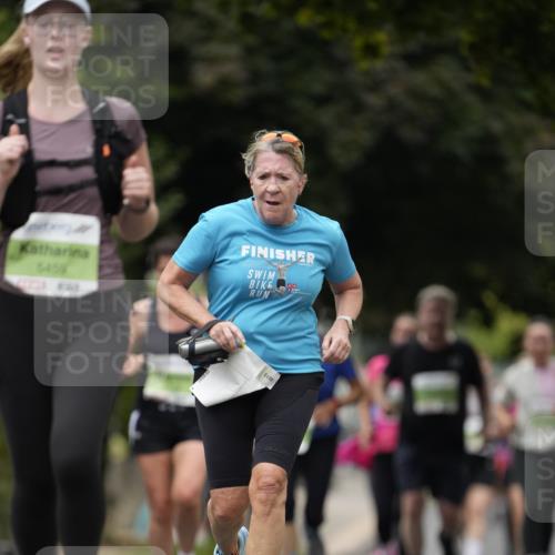 30.08.2026 - Blankeneser Heldenlauf Patografie http://msf.ph/oto/10085684 30.08.2026 10:38:37 Ziel 5459, 5673, 5857 meine-sportfotos.de