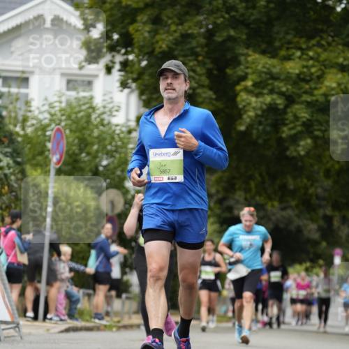30.08.2026 - Blankeneser Heldenlauf Patografie http://msf.ph/oto/10085686 30.08.2026 10:38:39 Ziel 5459, 5513, 5673, 5857 meine-sportfotos.de