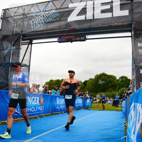 30.08.2026 - Elbe Triathlon Hamburg LAZAROV Photography http://msf.ph/oto/10085687 30.08.2026 11:52:19 Ziel 943, 1128, 1171, 1336, 1578 meine-sportfotos.de