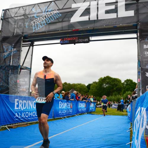 30.08.2026 - Elbe Triathlon Hamburg LAZAROV Photography http://msf.ph/oto/10085695 30.08.2026 11:52:20 Ziel 943, 1128, 1171, 1336, 1578 meine-sportfotos.de