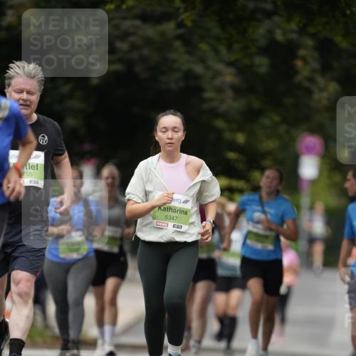 30.08.2026 - Blankeneser Heldenlauf Patografie http://msf.ph/oto/10085702 30.08.2026 10:38:46 Ziel 5459, 5473, 5513, 5857 meine-sportfotos.de