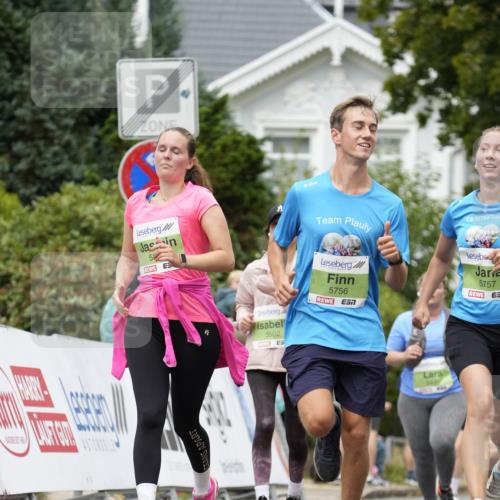 30.08.2026 - Blankeneser Heldenlauf Patografie http://msf.ph/oto/10085729 30.08.2026 10:38:59 Ziel 5194, 5347, 5364, 5436, 5502, 5608, 5755, 5756, 5757, 5759 meine-sportfotos.de