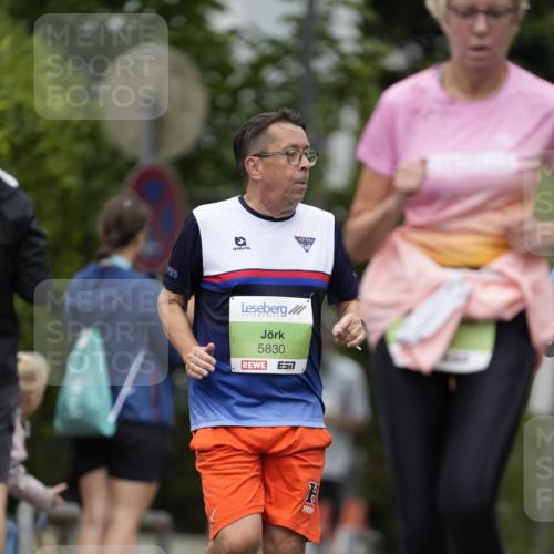 30.08.2026 - Blankeneser Heldenlauf Patografie http://msf.ph/oto/10085749 30.08.2026 10:39:21 Ziel 5236, 5782, 5830 meine-sportfotos.de