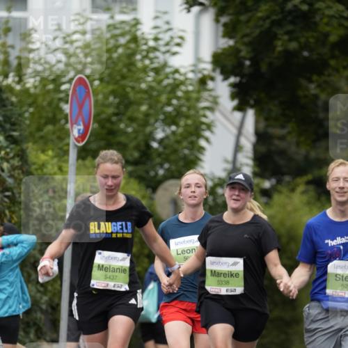 30.08.2026 - Blankeneser Heldenlauf Patografie http://msf.ph/oto/10085755 30.08.2026 10:39:32 Ziel 5053, 5200, 5338, 5437, 5829, 5830 meine-sportfotos.de