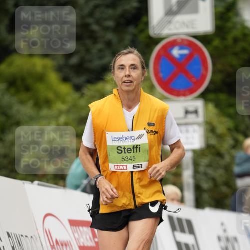 30.08.2026 - Blankeneser Heldenlauf Patografie http://msf.ph/oto/10085776 30.08.2026 10:39:55 Ziel 5143, 5345, 5440, 5668, 5669 meine-sportfotos.de