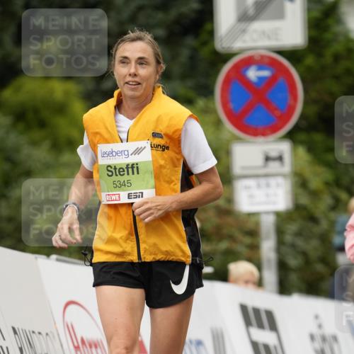 30.08.2026 - Blankeneser Heldenlauf Patografie http://msf.ph/oto/10085777 30.08.2026 10:39:56 Ziel 5143, 5345, 5440, 5447, 5668, 5669 meine-sportfotos.de