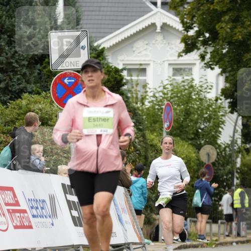 30.08.2026 - Blankeneser Heldenlauf Patografie http://msf.ph/oto/10085778 30.08.2026 10:39:57 Ziel 5143, 5345, 5440, 5447, 5668, 5669 meine-sportfotos.de