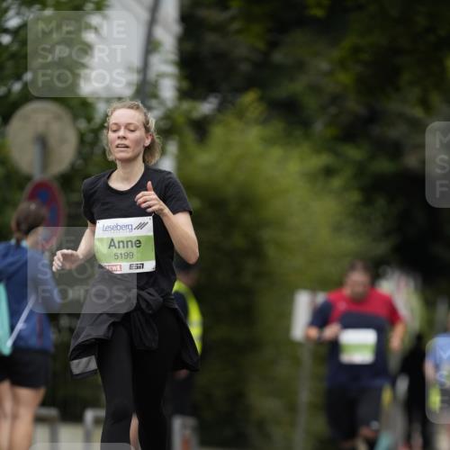 30.08.2026 - Blankeneser Heldenlauf Patografie http://msf.ph/oto/10085788 30.08.2026 10:40:03 Ziel 5143, 5199, 5440, 5447 meine-sportfotos.de