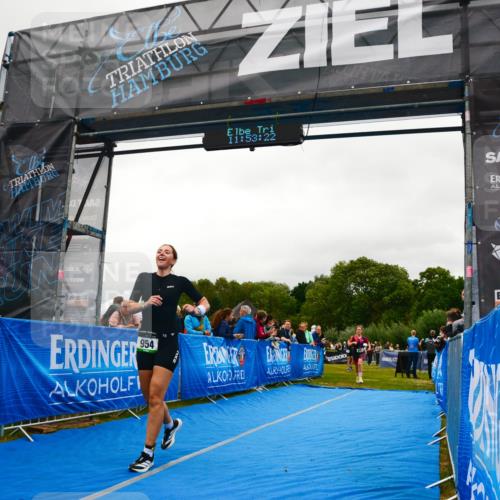 30.08.2026 - Elbe Triathlon Hamburg LAZAROV Photography http://msf.ph/oto/10085798 30.08.2026 11:53:23 Ziel 891, 902, 954 meine-sportfotos.de