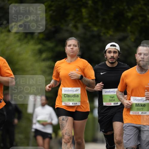 30.08.2026 - Blankeneser Heldenlauf Patografie http://msf.ph/oto/10085806 30.08.2026 10:40:27 Ziel 5559, 5565 meine-sportfotos.de