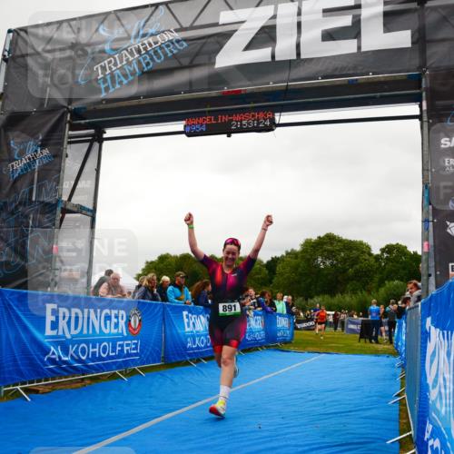 30.08.2026 - Elbe Triathlon Hamburg LAZAROV Photography http://msf.ph/oto/10085817 30.08.2026 11:53:26 Ziel 876, 891, 902, 954 meine-sportfotos.de
