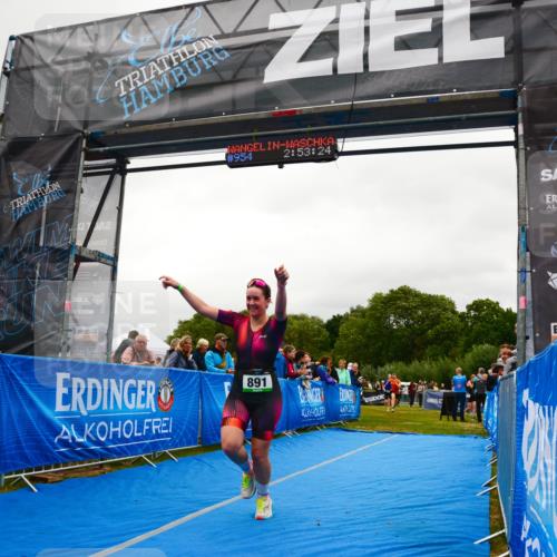 30.08.2026 - Elbe Triathlon Hamburg LAZAROV Photography http://msf.ph/oto/10085819 30.08.2026 11:53:26 Ziel 876, 891, 902, 954 meine-sportfotos.de