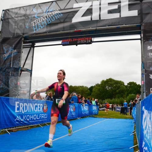 30.08.2026 - Elbe Triathlon Hamburg LAZAROV Photography http://msf.ph/oto/10085821 30.08.2026 11:53:26 Ziel 876, 891, 902, 954 meine-sportfotos.de