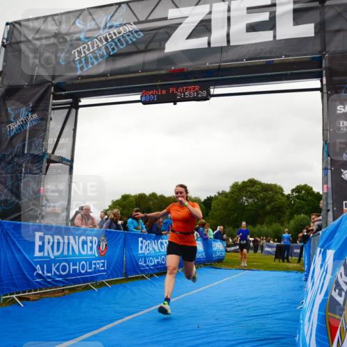 30.08.2026 - Elbe Triathlon Hamburg LAZAROV Photography http://msf.ph/oto/10085832 30.08.2026 11:53:30 Ziel 876, 891, 902, 1426 meine-sportfotos.de
