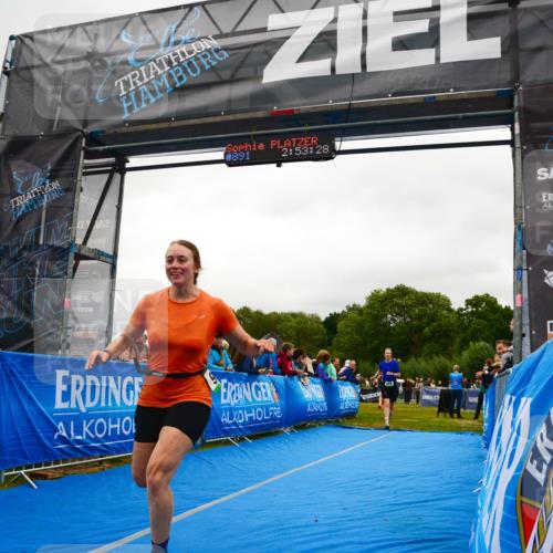 30.08.2026 - Elbe Triathlon Hamburg LAZAROV Photography http://msf.ph/oto/10085839 30.08.2026 11:53:31 Ziel 876, 902, 1426 meine-sportfotos.de