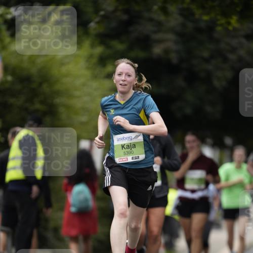 30.08.2026 - Blankeneser Heldenlauf Patografie http://msf.ph/oto/10085871 30.08.2026 10:41:34 Ziel 5252, 5311, 5675, 5676 meine-sportfotos.de
