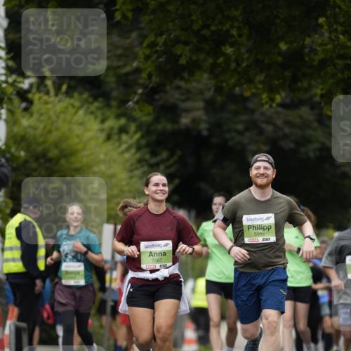 30.08.2026 - Blankeneser Heldenlauf Patografie http://msf.ph/oto/10085885 30.08.2026 10:41:41 Ziel 5047, 5311, 5390 meine-sportfotos.de