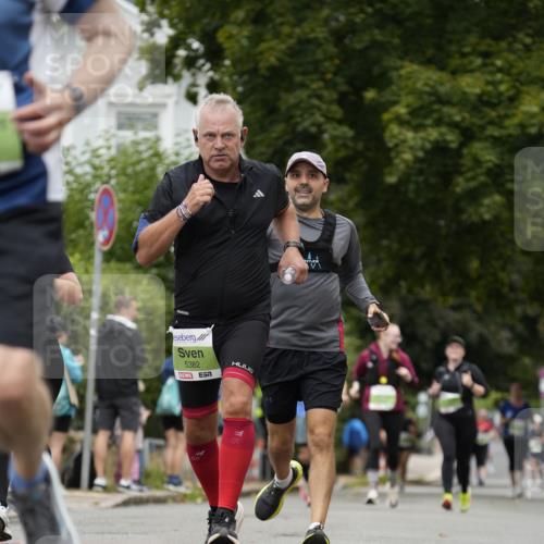 30.08.2026 - Blankeneser Heldenlauf Patografie http://msf.ph/oto/10085930 30.08.2026 10:42:01 Ziel 5081, 5382, 5400, 5541, 5542, 5605 meine-sportfotos.de