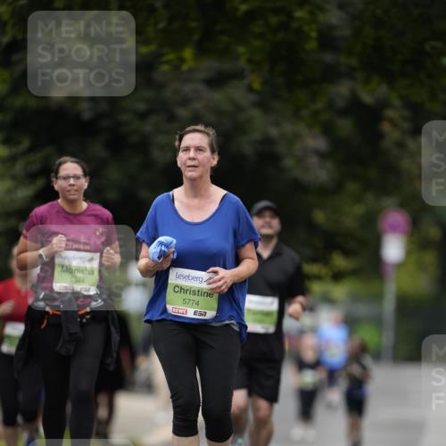 30.08.2026 - Blankeneser Heldenlauf Patografie http://msf.ph/oto/10085945 30.08.2026 10:42:12 Ziel 5063, 5396, 5429 meine-sportfotos.de