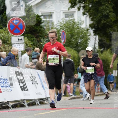 30.08.2026 - Blankeneser Heldenlauf Patografie http://msf.ph/oto/10085971 30.08.2026 10:42:26 Ziel 5027, 5195, 5344, 5381, 5626, 5774 meine-sportfotos.de