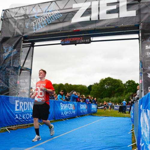 30.08.2026 - Elbe Triathlon Hamburg LAZAROV Photography http://msf.ph/oto/10085984 30.08.2026 11:54:51 Ziel 479, 1393, 1428 meine-sportfotos.de