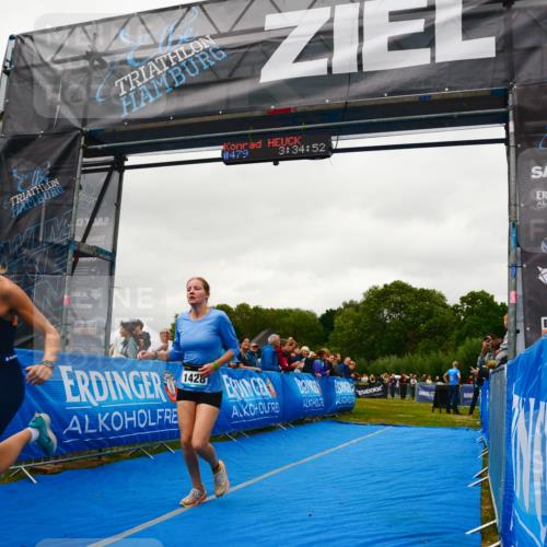 30.08.2026 - Elbe Triathlon Hamburg LAZAROV Photography http://msf.ph/oto/10085999 30.08.2026 11:54:57 Ziel 1393, 1428 meine-sportfotos.de