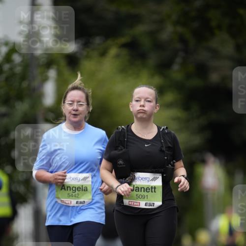 30.08.2026 - Blankeneser Heldenlauf Patografie http://msf.ph/oto/10086013 30.08.2026 10:42:58 Ziel 5227, 5355, 5442 meine-sportfotos.de