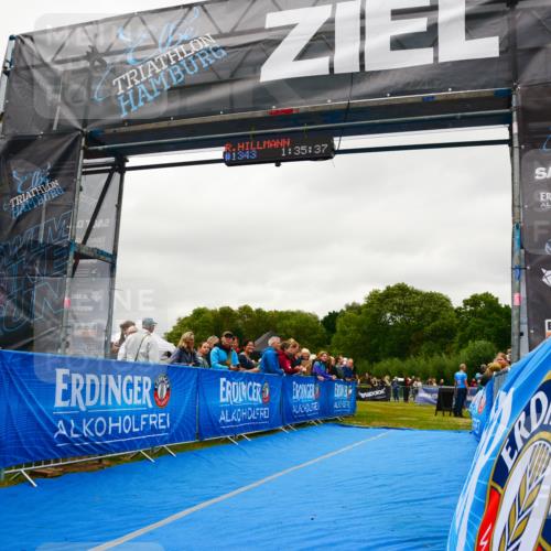 30.08.2026 - Elbe Triathlon Hamburg LAZAROV Photography http://msf.ph/oto/10086028 30.08.2026 11:55:36 Ziel 1343 meine-sportfotos.de